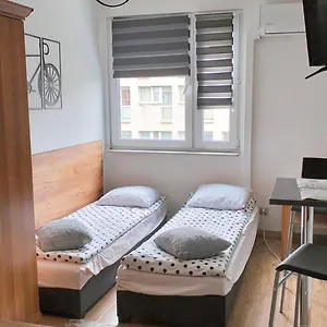 Apartament Nighthost Robotnicza 32 Pok 425, Wrocław